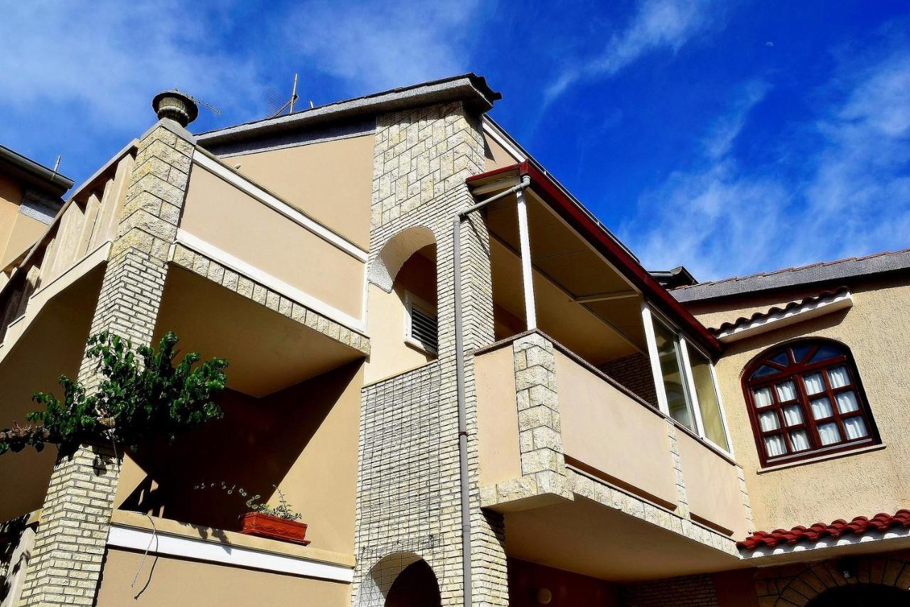 Zoro Apartments Palit 外观 照片