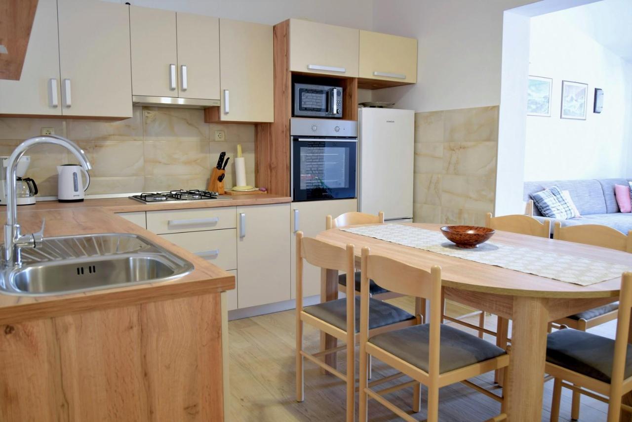 Zoro Apartments Palit 外观 照片